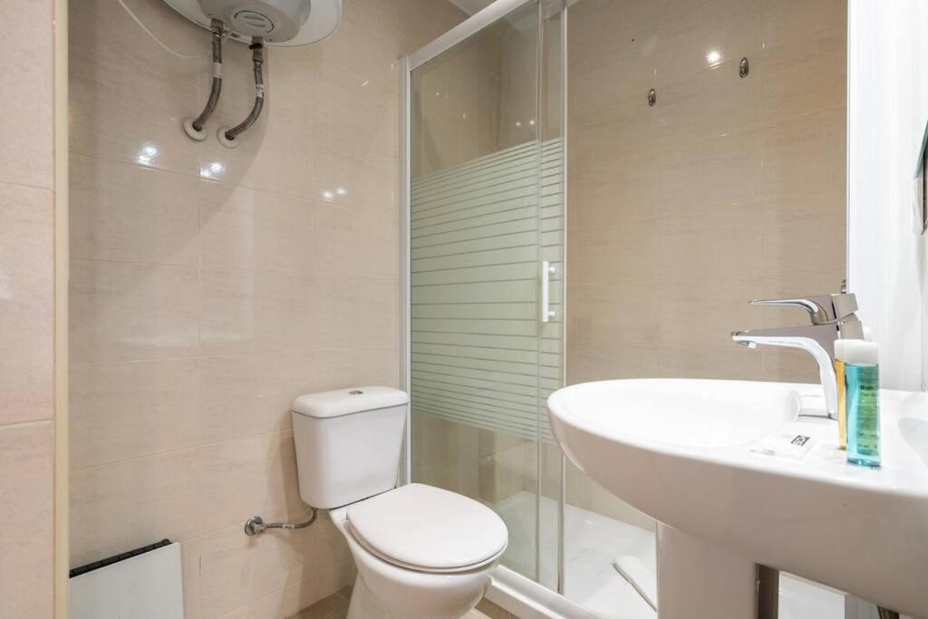 Apartment Located In Puerta De Alcala - 2